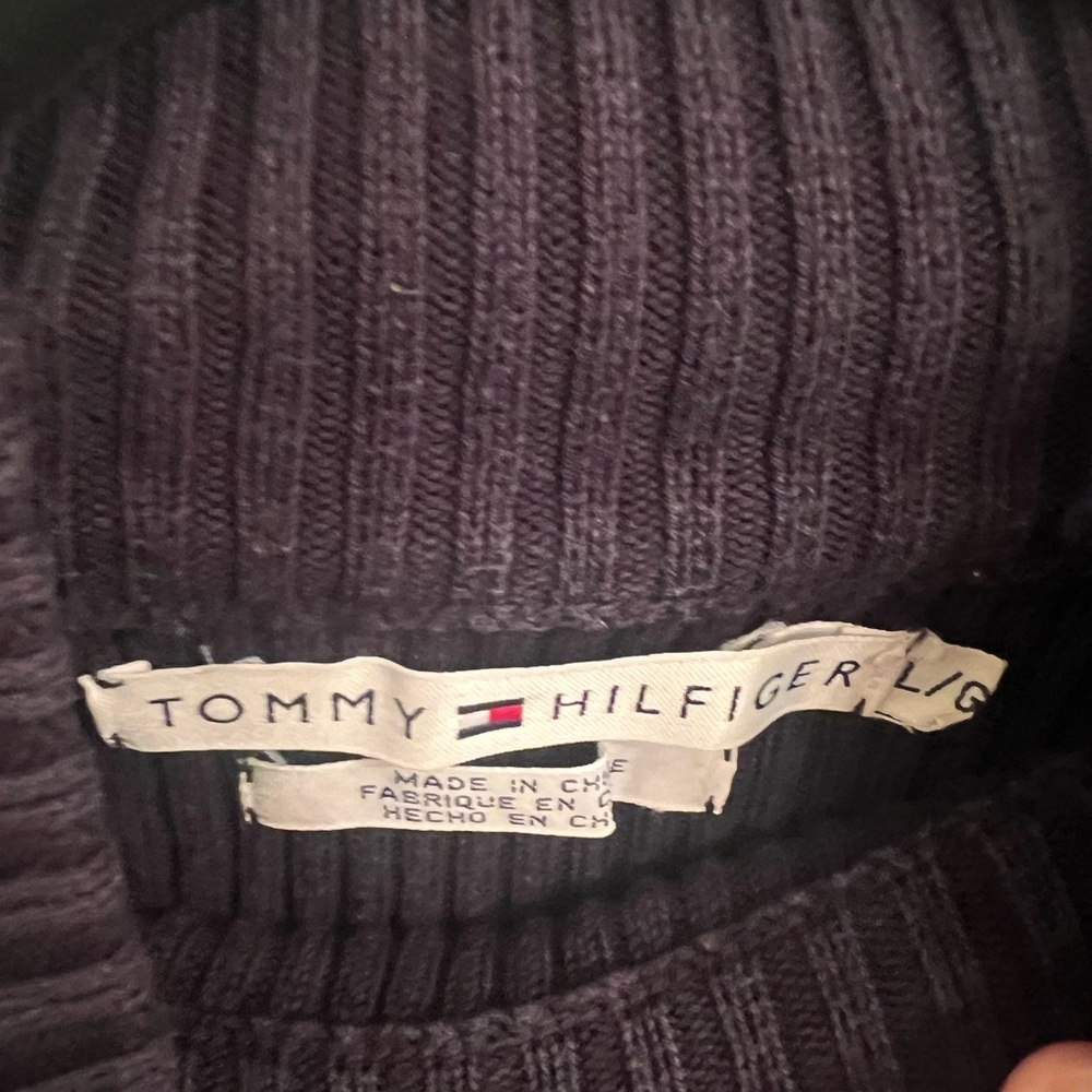 Tommy Hilfiger Sweater - Picture 3 of 3